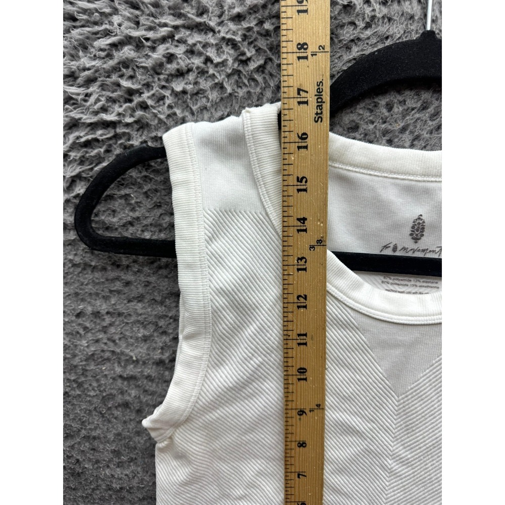 Free People FP Movement Free Throw Muscle Tank Top White Womens Size M/L - Picture 8 of 9